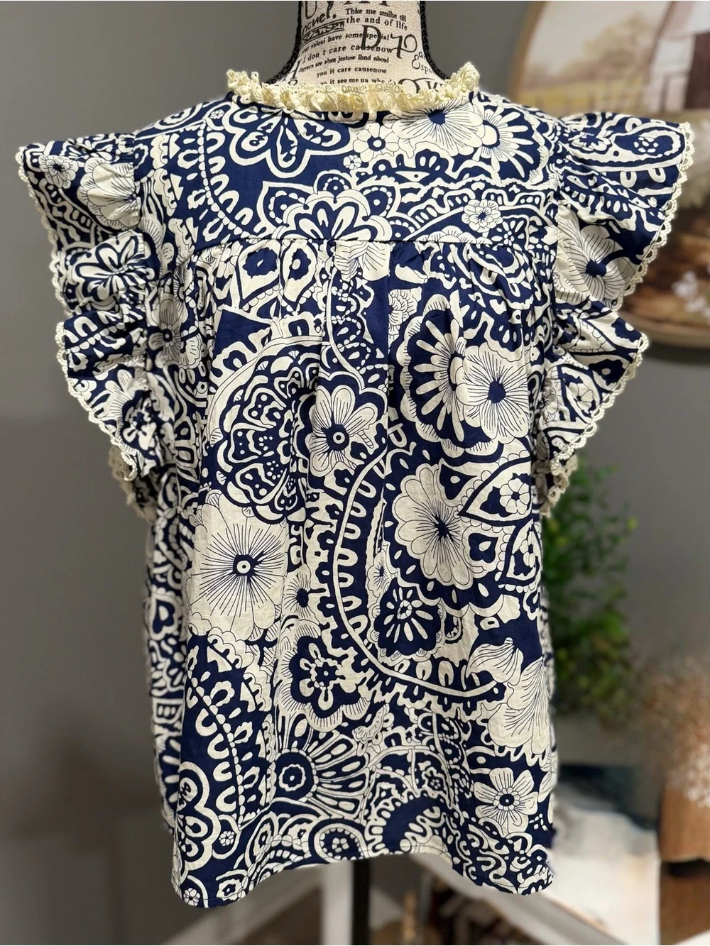 Umgee Navy and Cream Floral Lace-Trim Blouse - Picture 3 of 16
